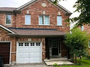 872 Oaktree Cres, Newmarket, ON L3X 2Y7