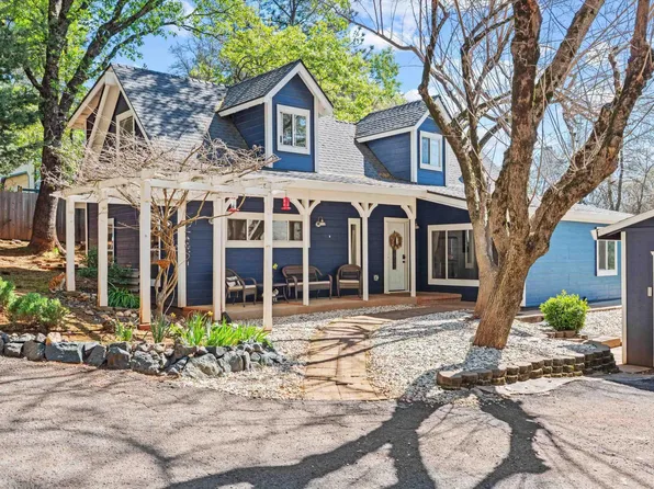 20140 Redwood Dr, Foresthill, CA 95631