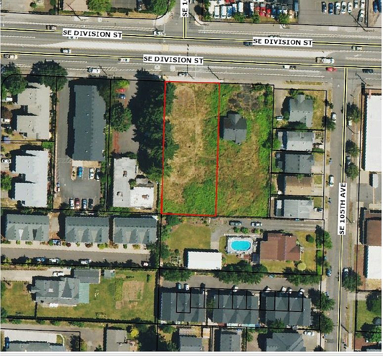 2nd image of 10412 SE Division St