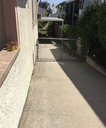 3rd image of 3534 W 27th St