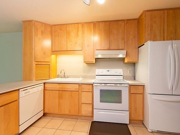 5th image of 175 County Road B2 E APT 229