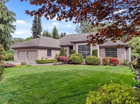 4072 Prairie St, Abbotsford, BC V4X 1X2