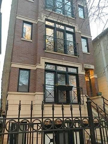 1st image of 2733 N Southport Ave #3