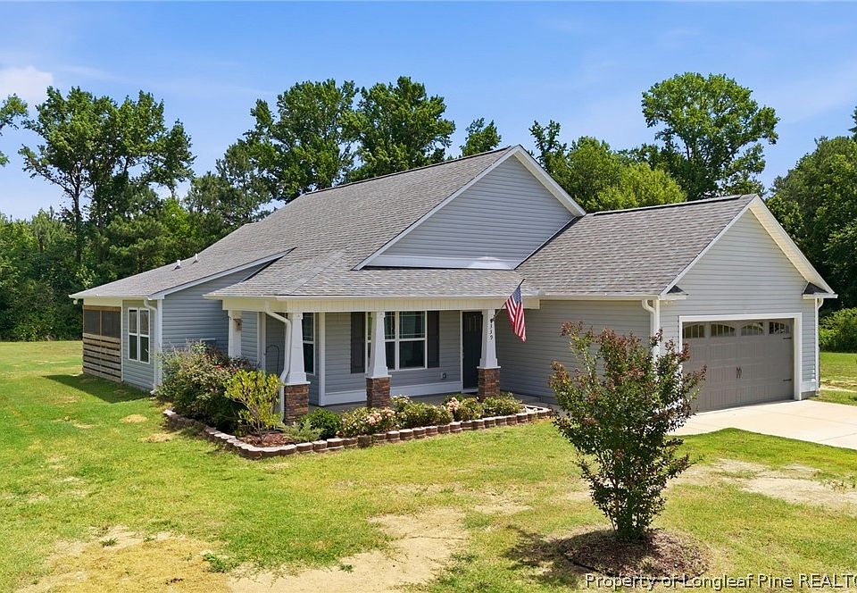 1st image of 339 Sandcastle Ln