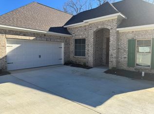 204 Falcon Ridge Rd, Vicksburg, MS 39180