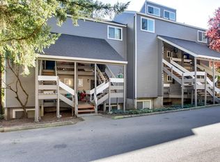 4634 Lower Dr, Lake Oswego, OR 97035