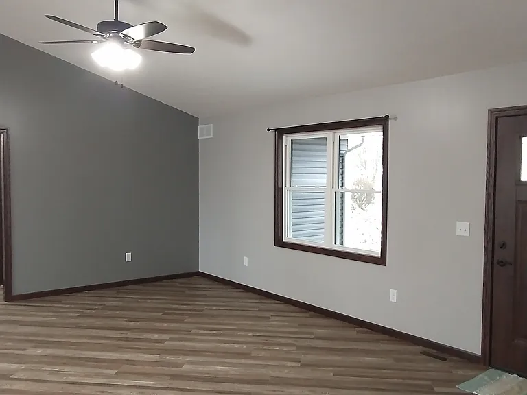 2300 Upland Ave SW — Photo 12