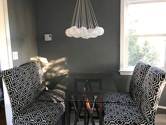 Dining area in kithchen