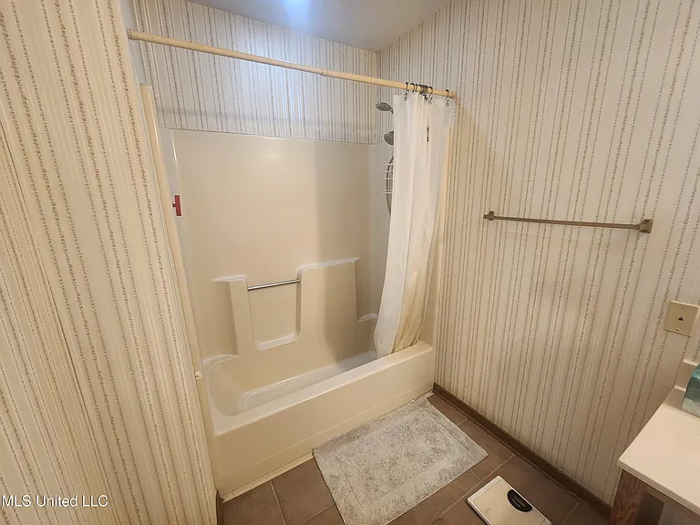 13349 Lorraine Rd — Photo 5
