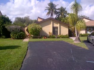 9199 SW 129th Ln, Miami, FL 33176