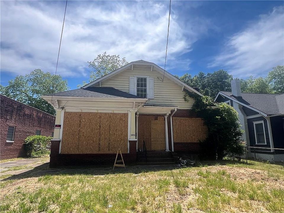1st image of 1074 Arlington Ave SW
