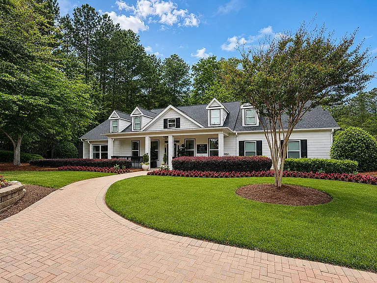 Avana Acworth — Photo 28