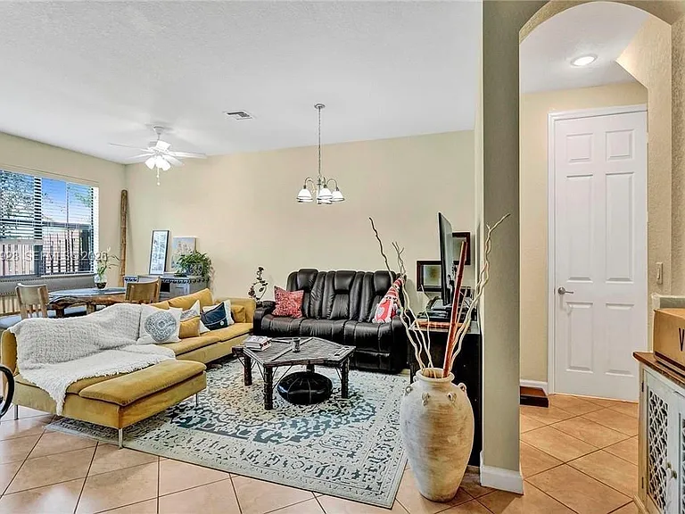 821 E Village Cir #821 — Photo 6