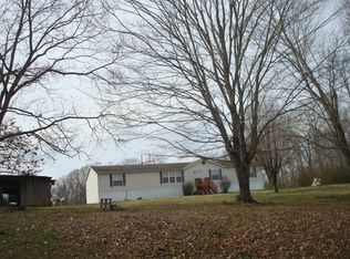 525 Joslin Branch Rd, White Bluff, TN 37187