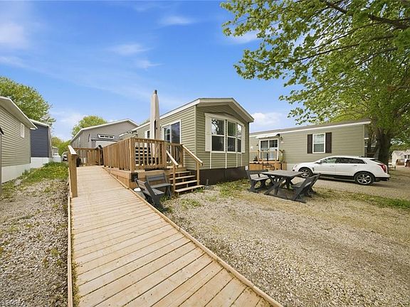5th image of 99 4th Concession Rd #614