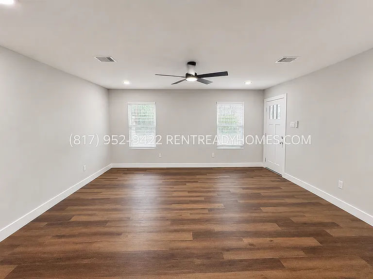 1104 Sunset Dr — Photo 7