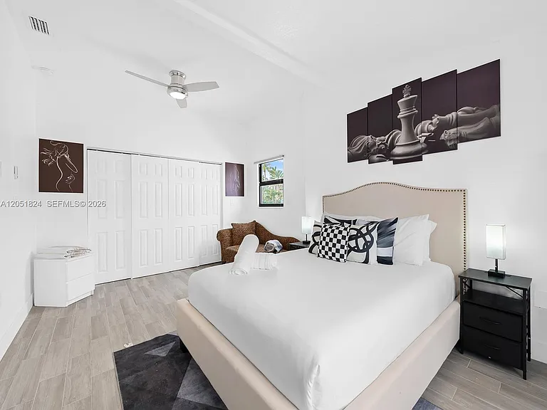 2301 E Las Olas Blvd — Photo 30