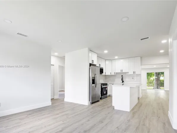 3540 NW 82nd St, Miami, FL 33147