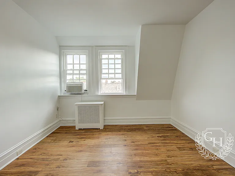 35-45 87th St #3 — Photo 8
