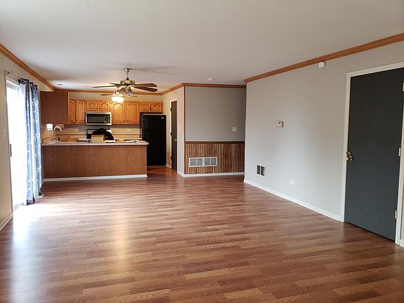 Big family room with tons of windows and natural light