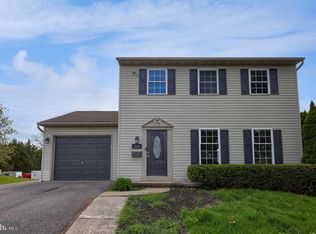 318 N Dwight St, Reading, PA 19609