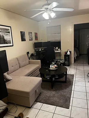 Rented by City Connections Realty | media 7