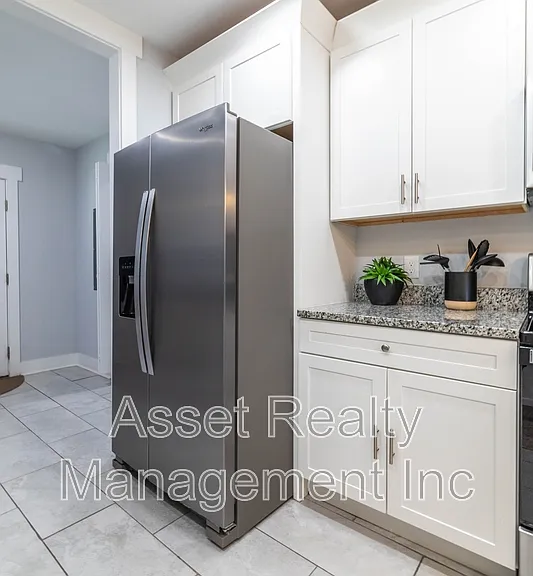 301 E Quincy Ave — Photo 10