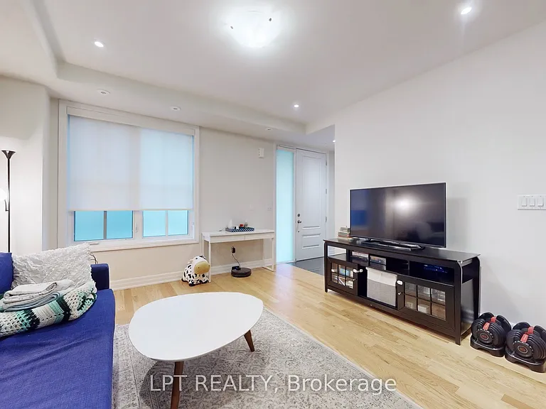 1180 Cawthra Rd #110 — Photo 9