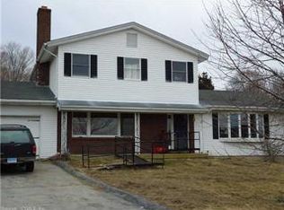 227 Upper Pattagansett Rd, East Lyme, CT 06333
