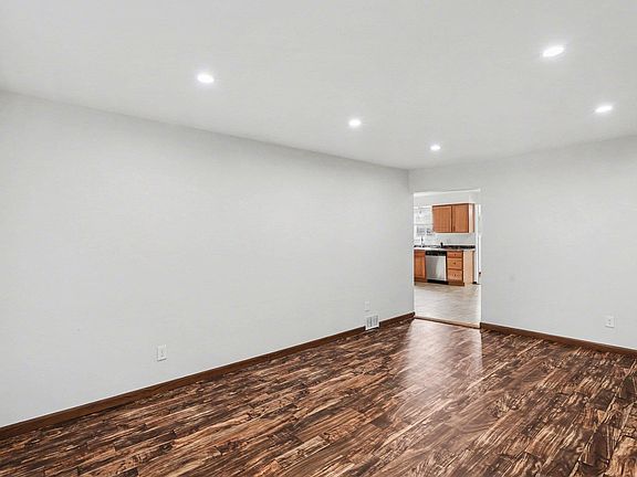 5th image of 12260 De Grove Dr