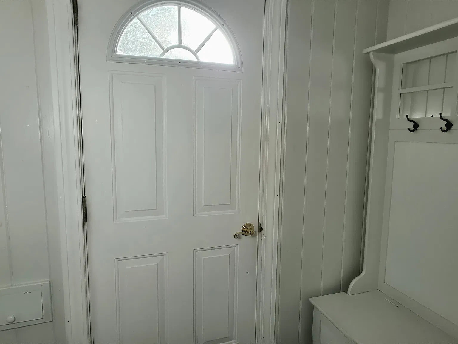 3 bed, 1.5 bath, 1918 sqft, $2,150 — Photo 4