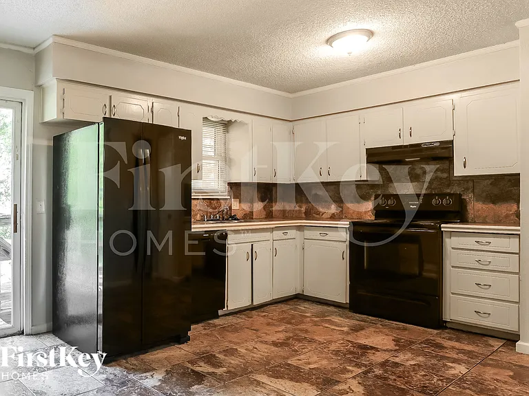 1805 SW Speas Dr — Photo 8