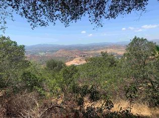 19519 Camino Del Aguila, Escondido, CA 92025