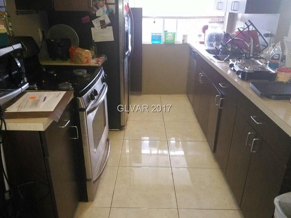 2nd image of 1405 Vegas Valley Dr #311