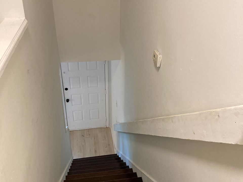 2nd image of 3104 Parrish Rd #D