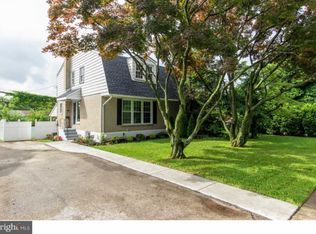 1806 Arch St, Norristown, PA 19401