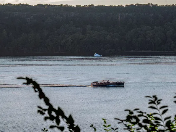 2501 Palisade Avenue image 25 of 25