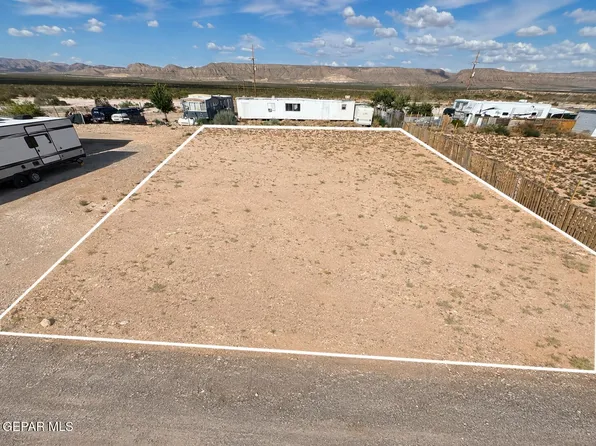 726 Rockard Dr, El Paso, TX 79928