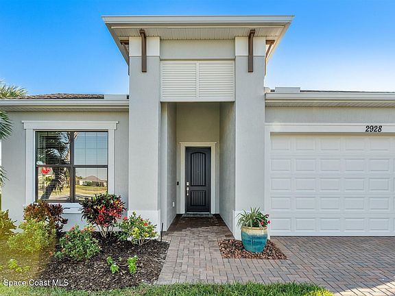 3rd image of 2928 Millennium Cir