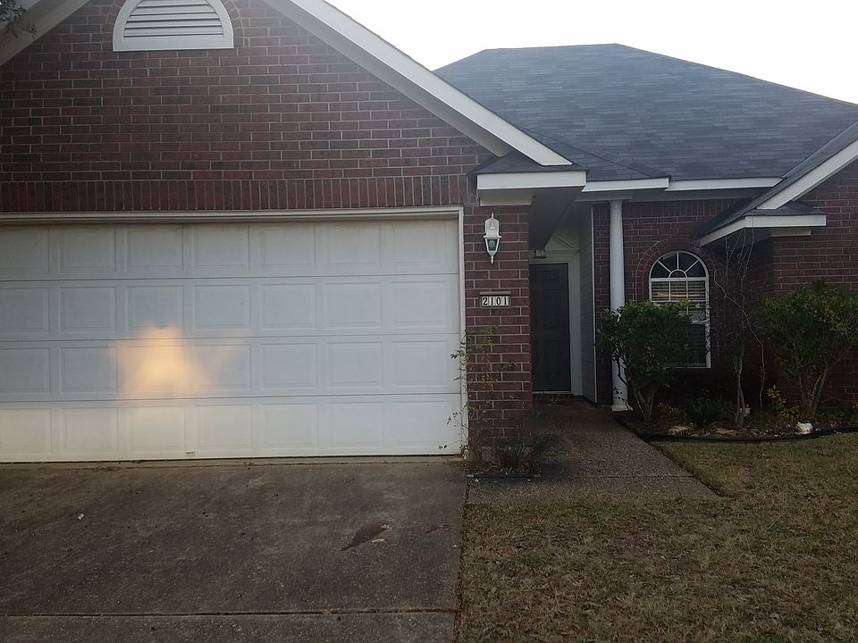 1st image of 2101 Starling Dr