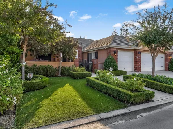 10475 N Pierpont Cir, Fresno, CA 93730