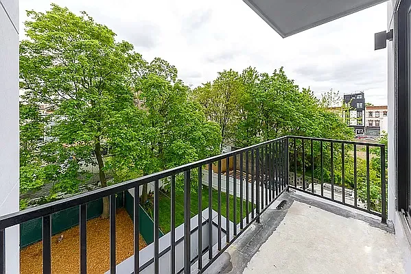 Rented by Rentall Group Inc | media 7