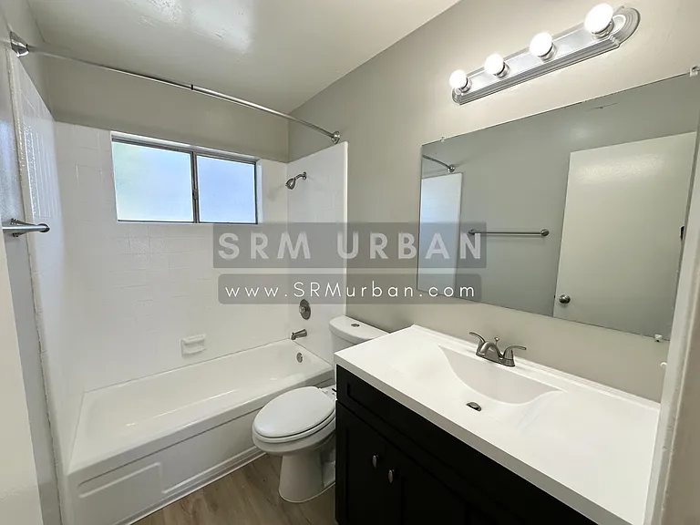 2425 Polk Ave #D — Photo 10