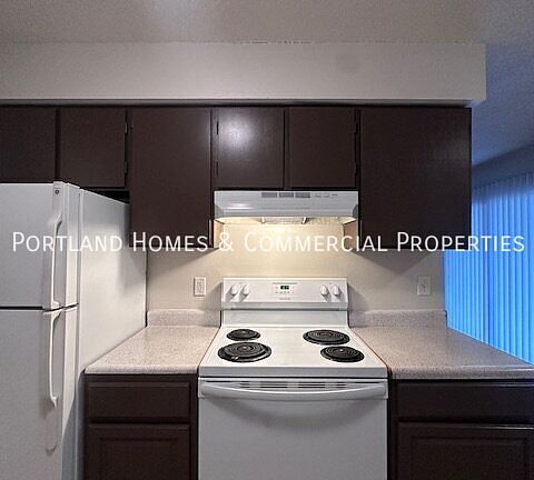 4th image of 15772 SE Division St #8