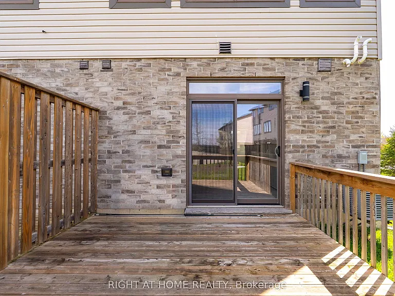 2060 Meadowgate Blvd #10 — Photo 44