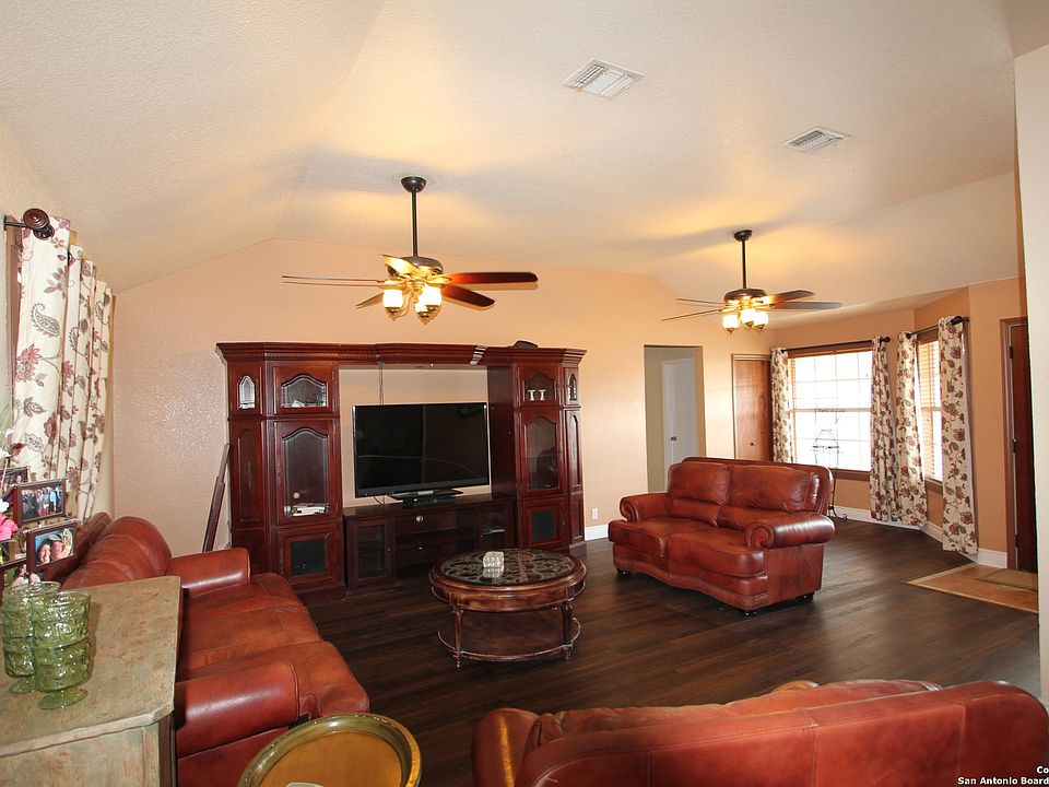 1st image of 177 Lake View Circle