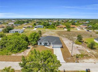 2714 28th St SW, Lehigh Acres, FL 33976