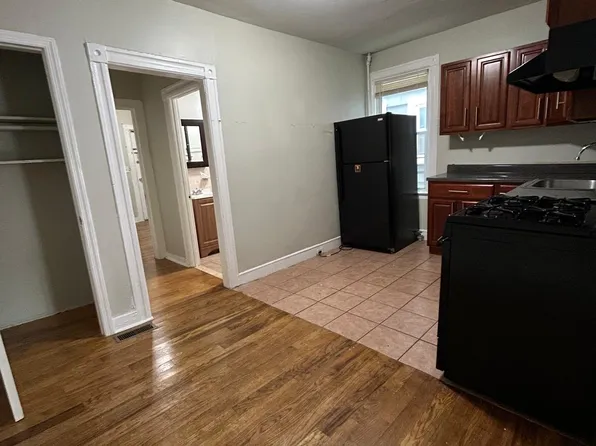 384 Bradford St, Orange, NJ