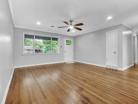 4th image of 4149 Coventry Dr