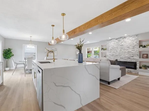 39 W 70th Ter, Kansas City, MO 64113